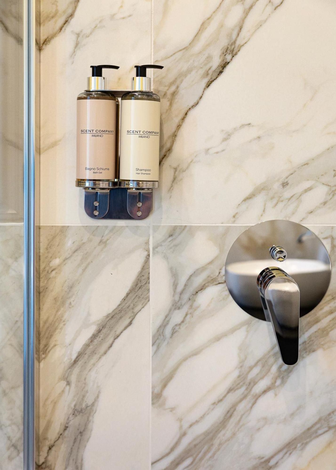 Elvezia Boutique Apartment Baveno Phòng bức ảnh